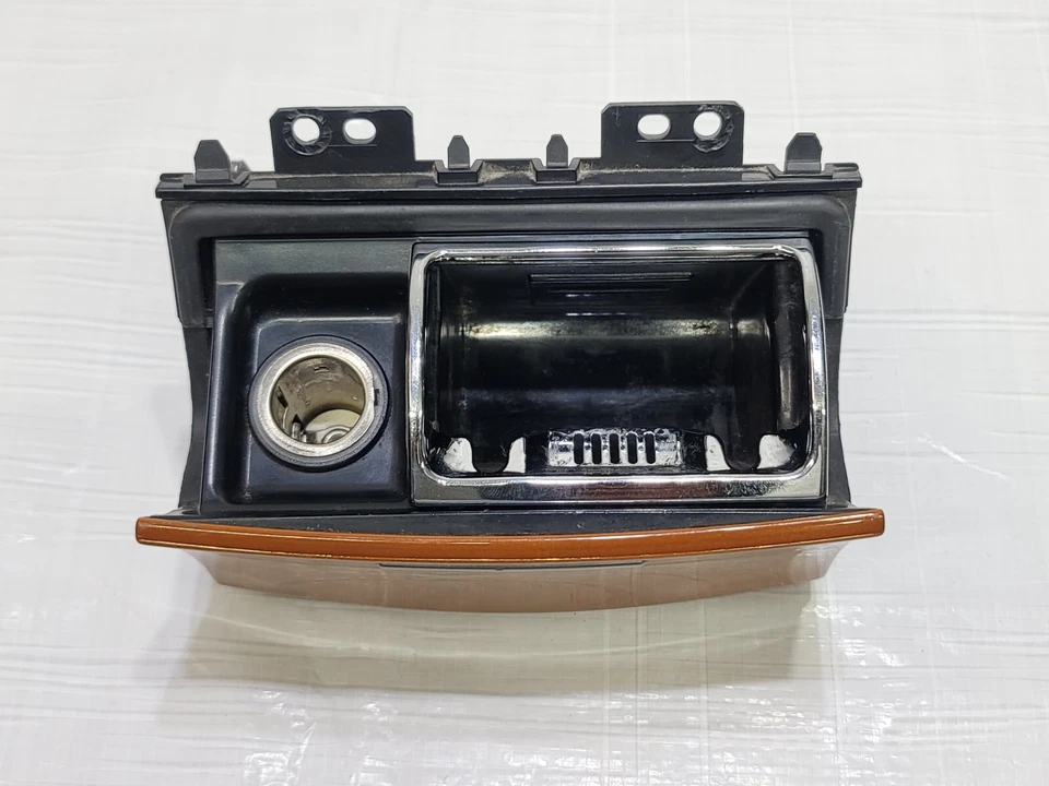 2003 2004 Infiniti M45 Center Console Dash Wood Ashtray OEM K66623-AG000 Foto 2 de 4