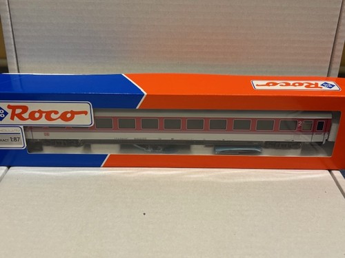 Roco Reisezugwagen Bvmz 61 80 21-91039-2 DB   45257 | Condition: Neu