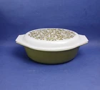 Vintage Pyrex Verde 2.5 Quart Green Casserole Dish With Lid Olive Print Green