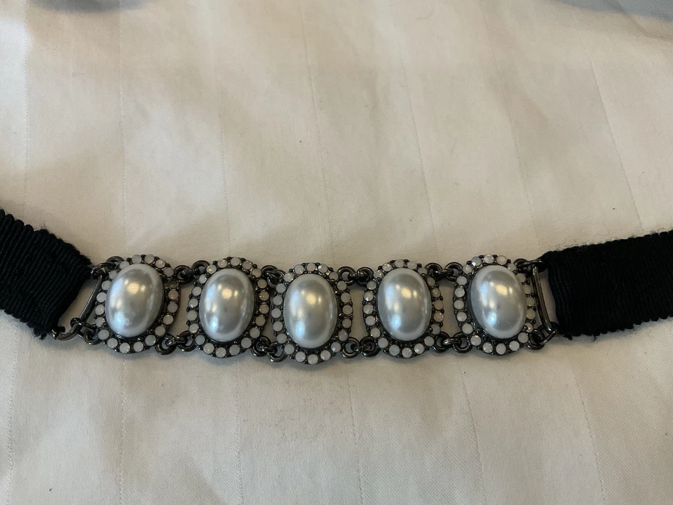 Pearl Ribbon Choker Necklace Bracelet Victorian Black Tie Opal Vintage Goth - Image 4 of 4