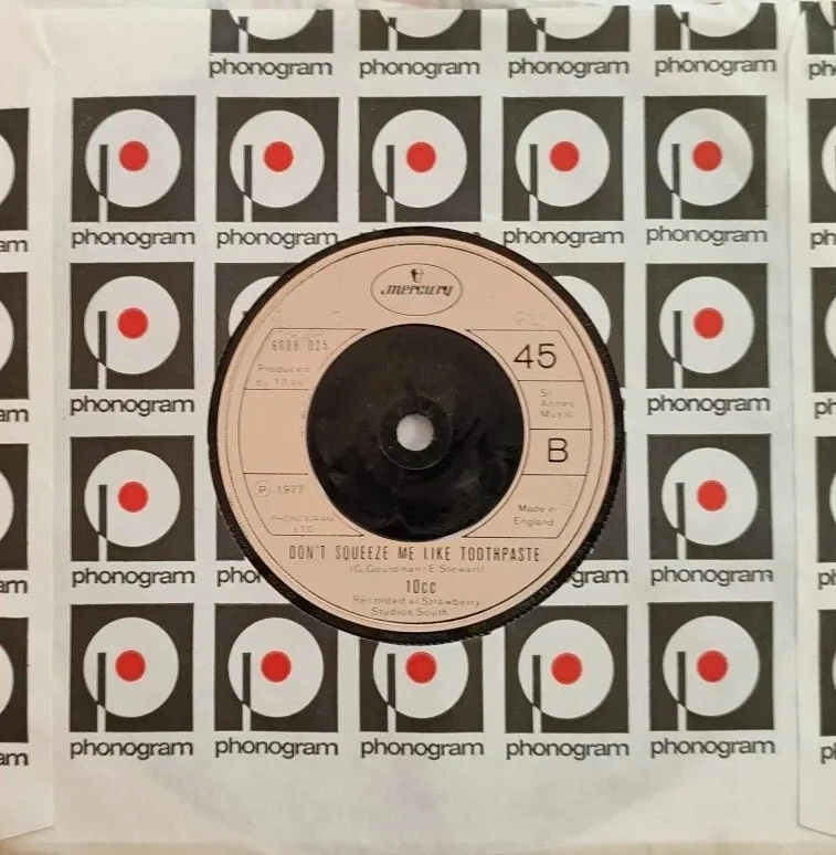 10cc-Good Morning Judge/Don't Squeeze Me Vinyl 7" Single.1977 Mercury 6008 025. - Image 2 of 4