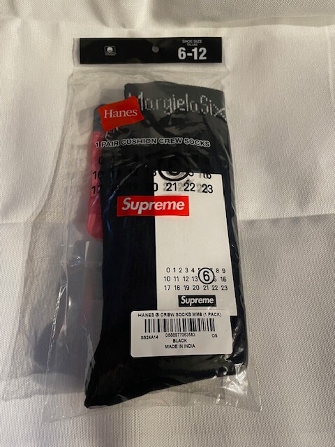 ウェア Supreme x  Maison Margiela Socks Black Supreme MM6 Maison Margiela Hanes Crew Socks (1 Pack) (SS24