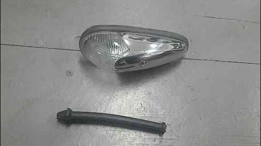 VW VOLKSWAGEN Bug Beetle Turn Signal Assembly Clear Lens 1958 