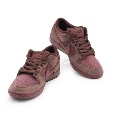 Size 9.5 - Nike Dunk Premium SB Low City of Love Collection