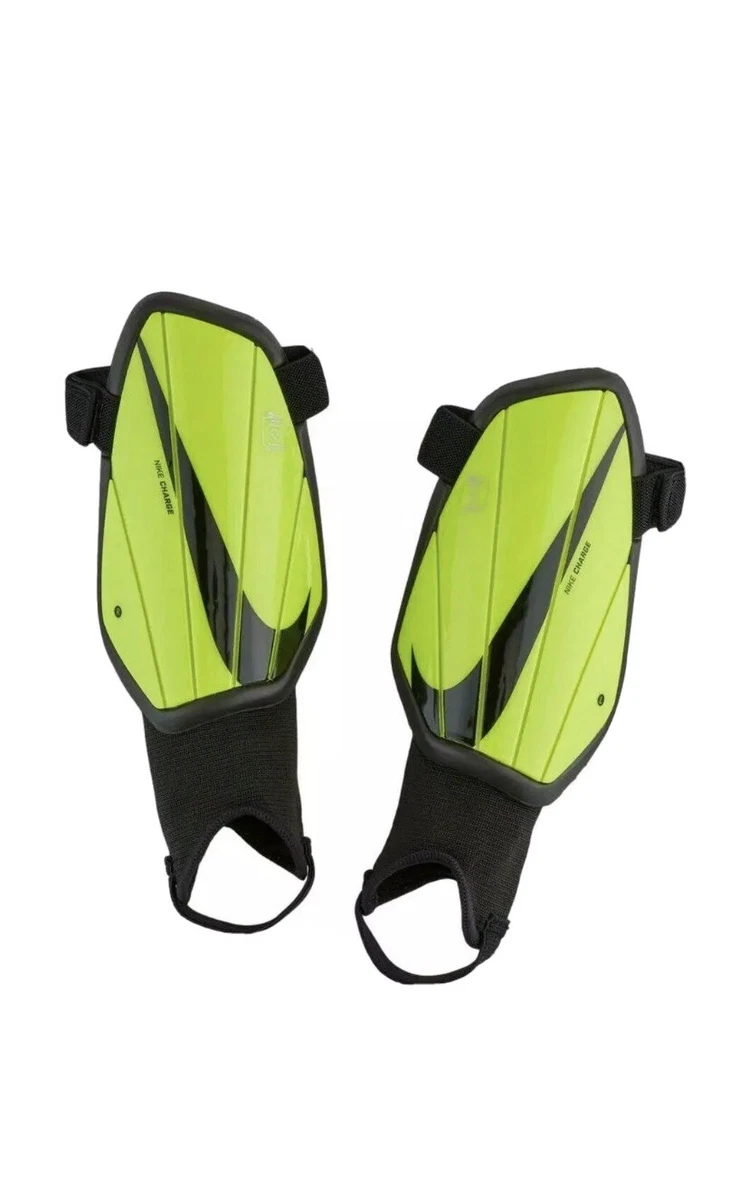 NIKE Charge 2.0 Soccer Shin Guards Unisex Youth Size M Medium Volt