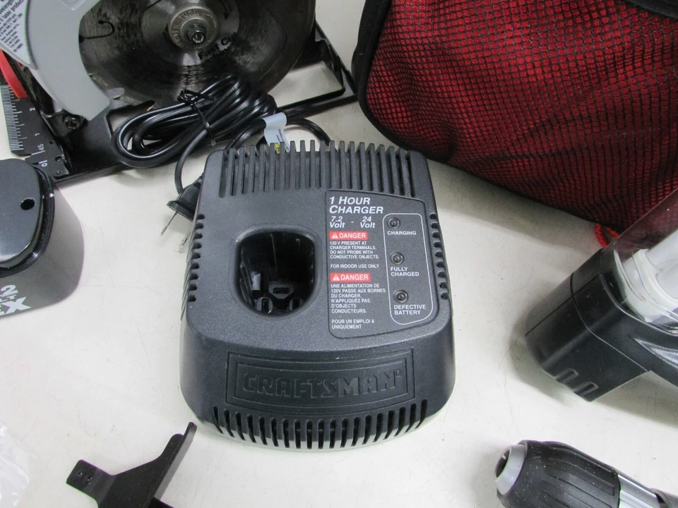 NICE! CRAFTSMAN 19.2V CORDLESS 4-piece KIT, w/ SOFT CASE TRAVEL BAG - Image 4 of 4