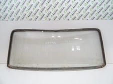 Pare-brise Peugeot 204