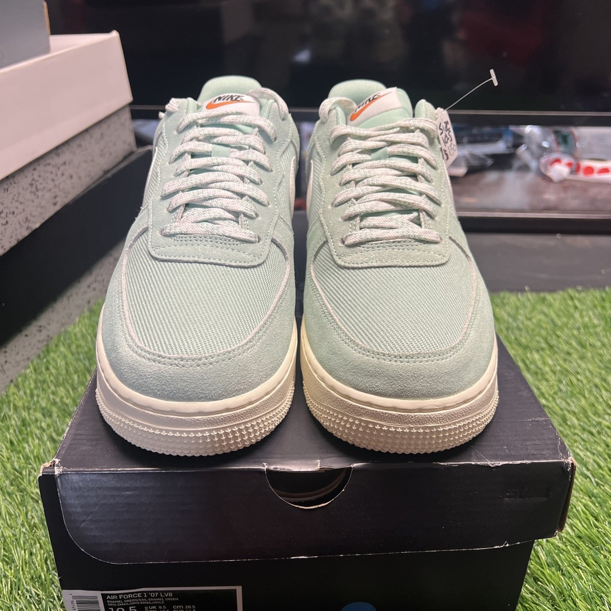 Nike Air Force 1 07' LV8 'Certified Fresh' Enamel Green DO9801-300