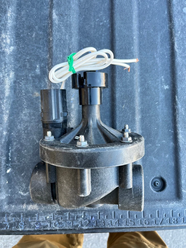 Rainbird 150-PEB 1-1/2" Threaded Sprinkler Valve 1.5" - Image 3 of 4