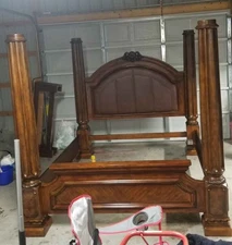 Ashley Casa Mollino Collection California King Four Poster Canopy Bed, 