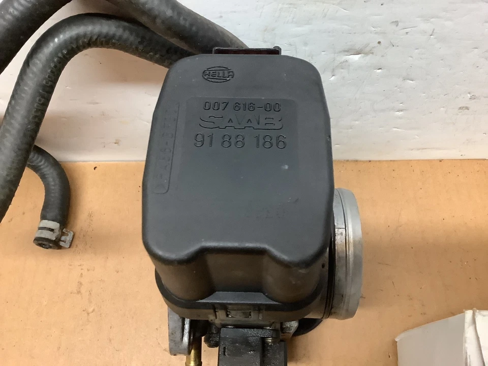 Saab 9-3 9-5 1999-03 4 cilindros turbo carrocería del acelerador 9188186 hella usado probado Foto 2 de 3