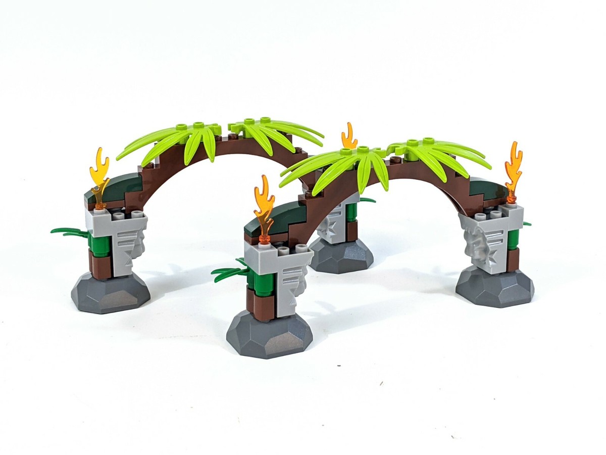 LEGO Legends of Chima 70104 Jungle Gates - 100% Complete with