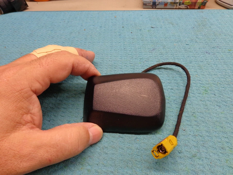 ANTENA RADIO SATÉLITE DODGE RAM 1500 2500 3500 4500 5500 11 12 Foto 3 de 4