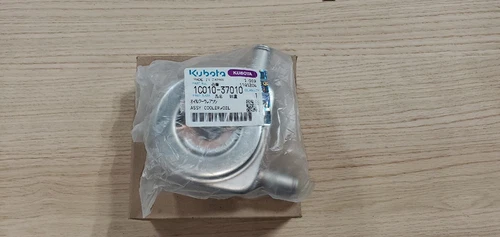 GENUINE Kubota Oil Cooler 1C010-37010 1C010-37012 V3300 V3600 V3800 1C010-3701-0