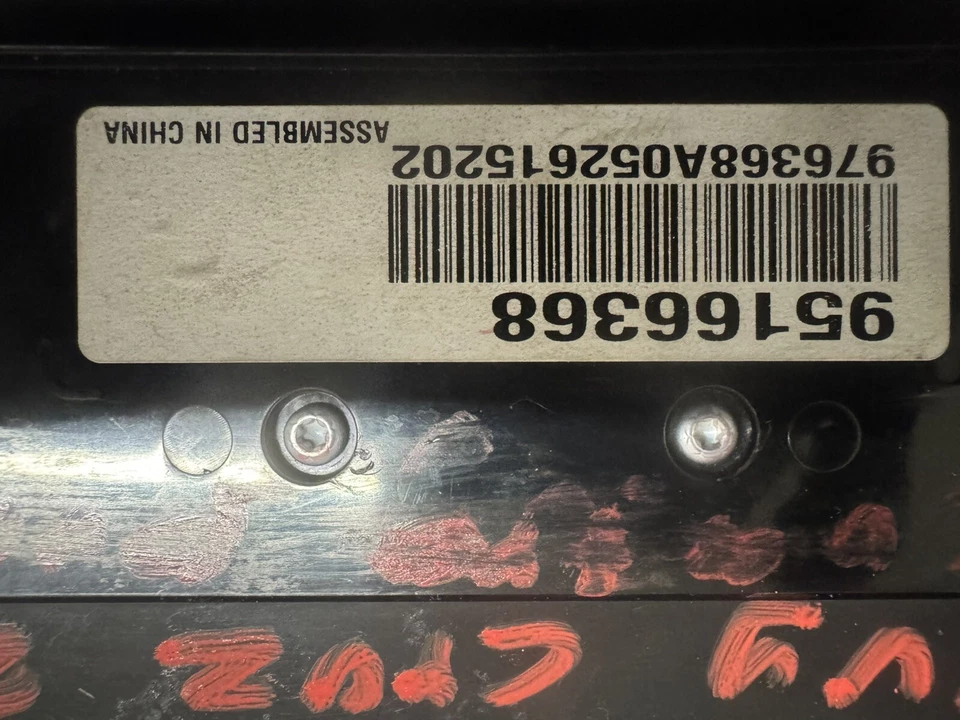 2013-2016 Chevrolet Cruze 16 Cruze Limited AM/FM Radio CD Face Panel Faceplate - Image 2 of 4