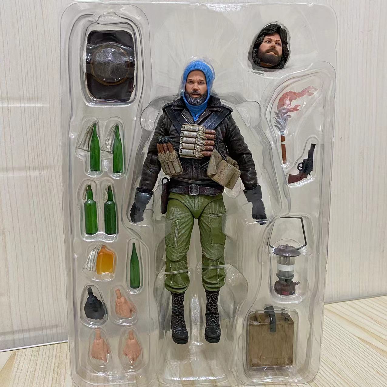 NECA The Thing Ultimate Macready Last Stand Collection Action Figure 7