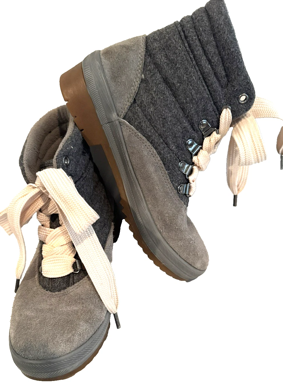 KEDS Women's SZ 6 Camp ANKLE BOOT SUEDE Splsh TWL Vlvt Rain Gray dream foam