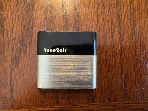 ViseeO Tune2air WMA1000 Wireless Music Interface Adaptor (30-Pin Bluetooth)