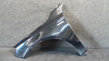 E100-66 * Mercedes W176 A-Klasse Kotfl&uuml;gel vorne Links 191 Kosmosschwarz Met