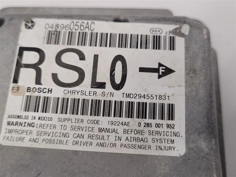 Chasis Chrysler Town Country 2006-2007 ECM A bolsa sujeción de ocupantes  Foto 3 de 4