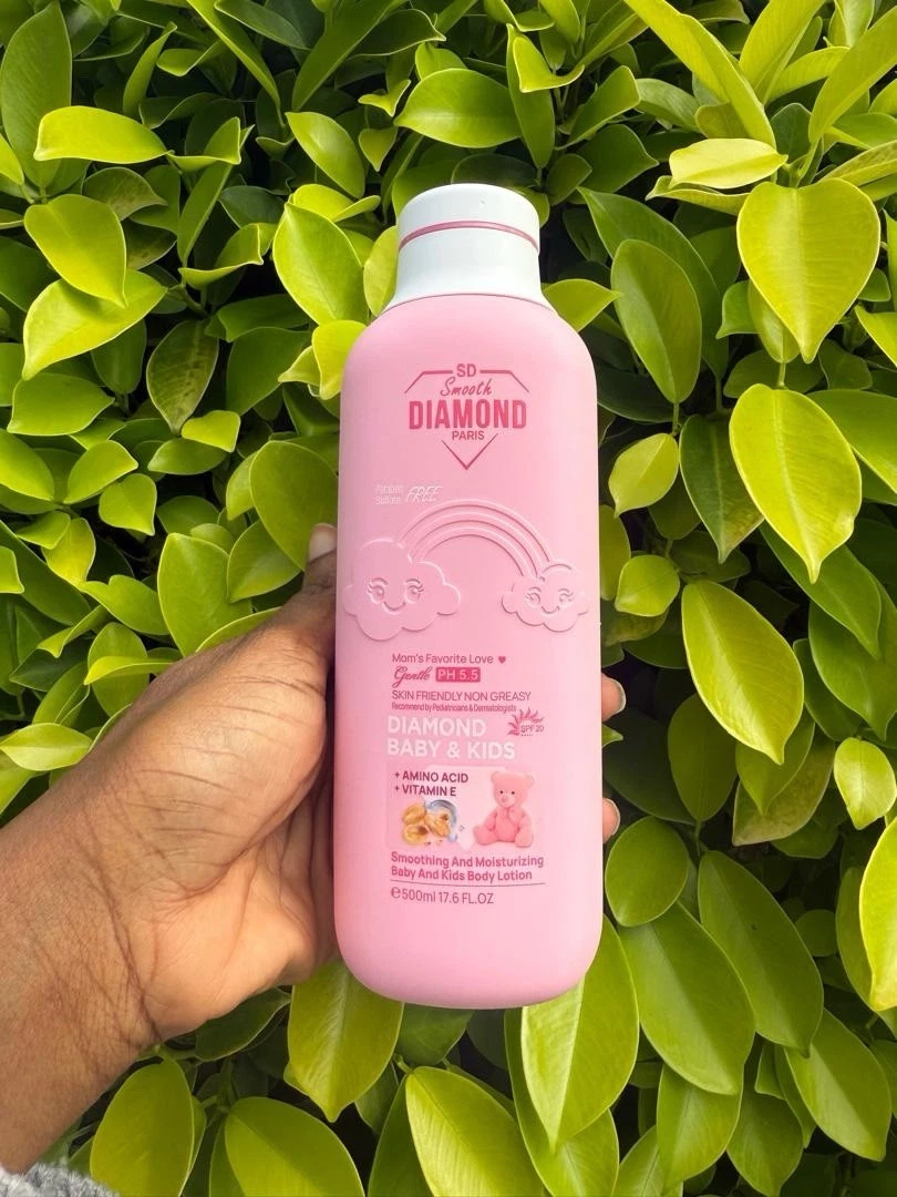Smooth Diamond Amino Acid & Vitamin E Smoothing &Moisturizing Baby Lotion 500ml
Opens in a new windo
