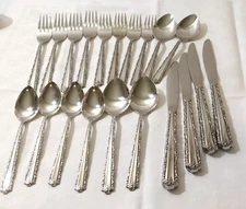 20 Pc Oneida CHERIE Deluxe Stainless Mixed Flatware Knives Forks Spoons