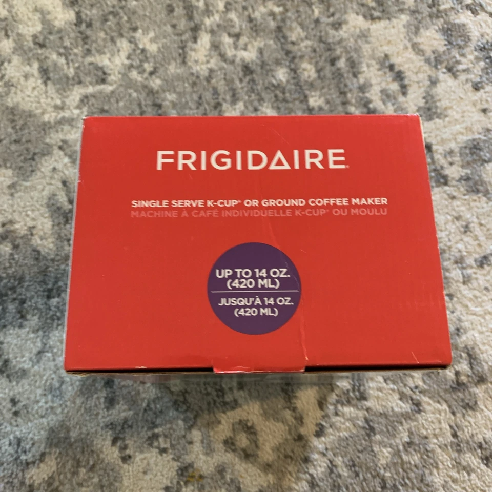 Frigidaire Ecmk110 黑色咖啡壶 - 全新 带开盒 — 第 3/4 张图片