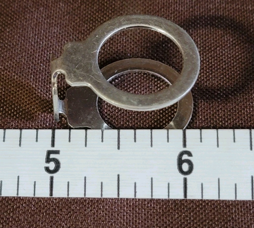 Picture 4 of 8