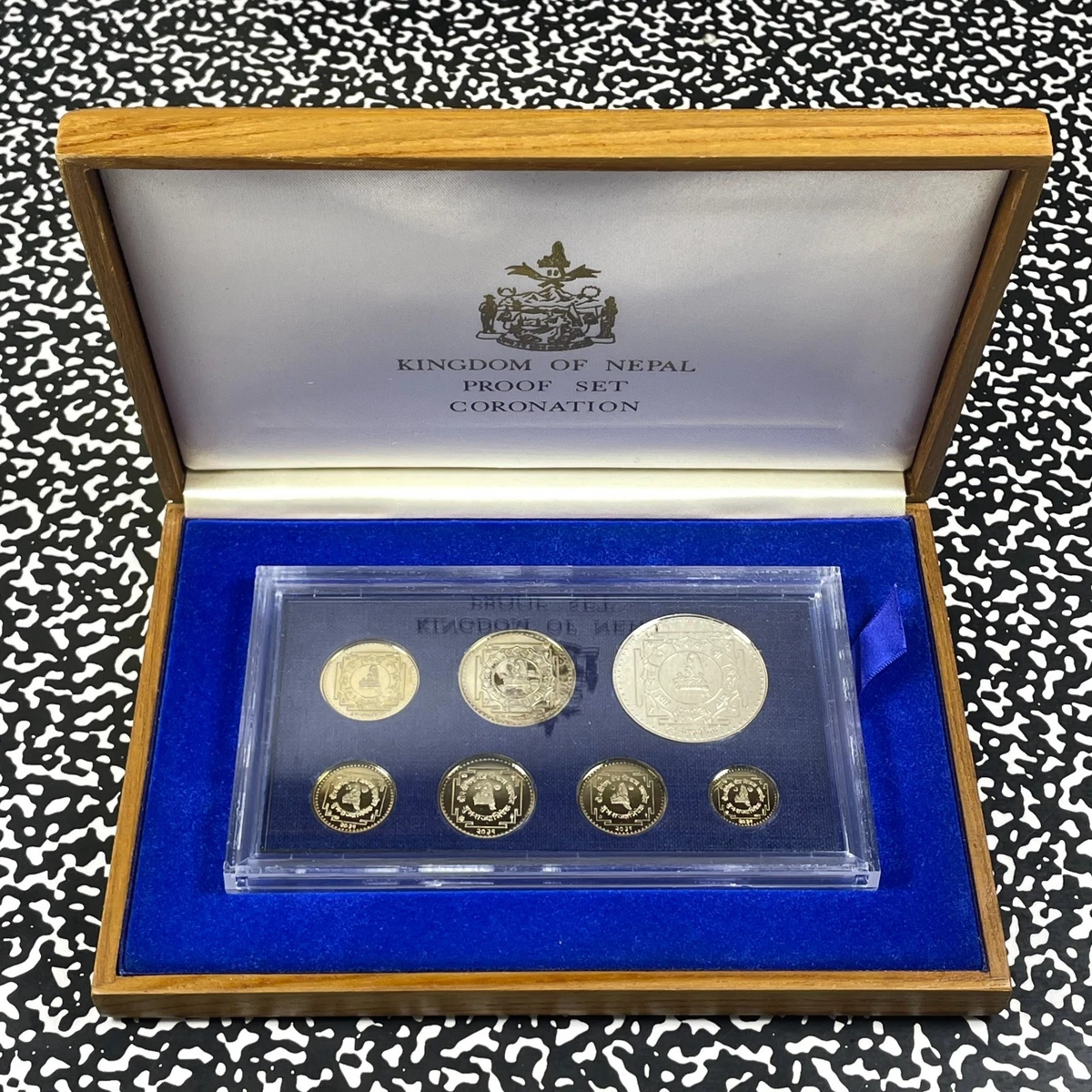 Uncirculated Silver 1974 World Mint and Proof Coin Sets for sale