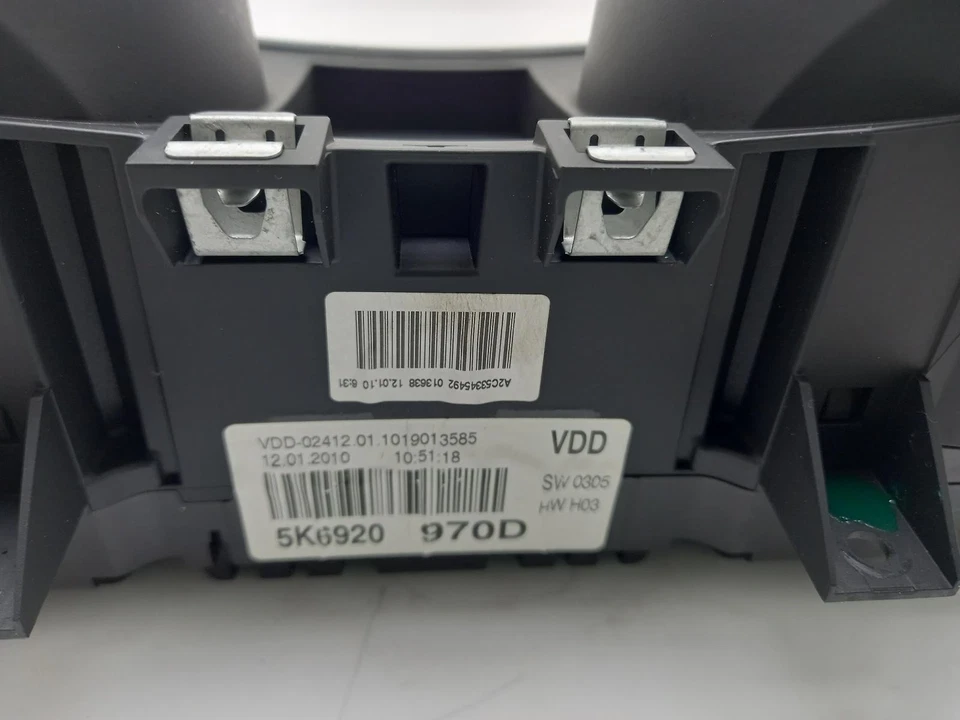 VOLKSWAGEN GOLF Speedometer Instrument Cluster 2008-2015 2.0L Petrol 5K6920970D  - Image 3 of 4