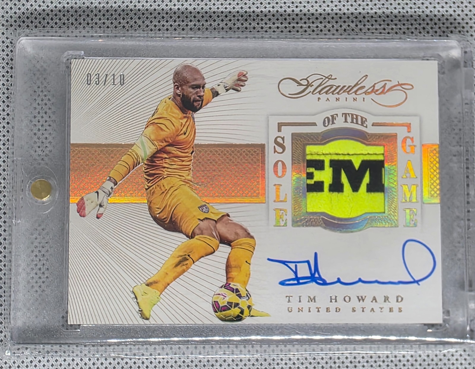 2015-16 Flawless Tim Howard Sole Of The Game Cleats Match Worn Auto #3/10 view 2