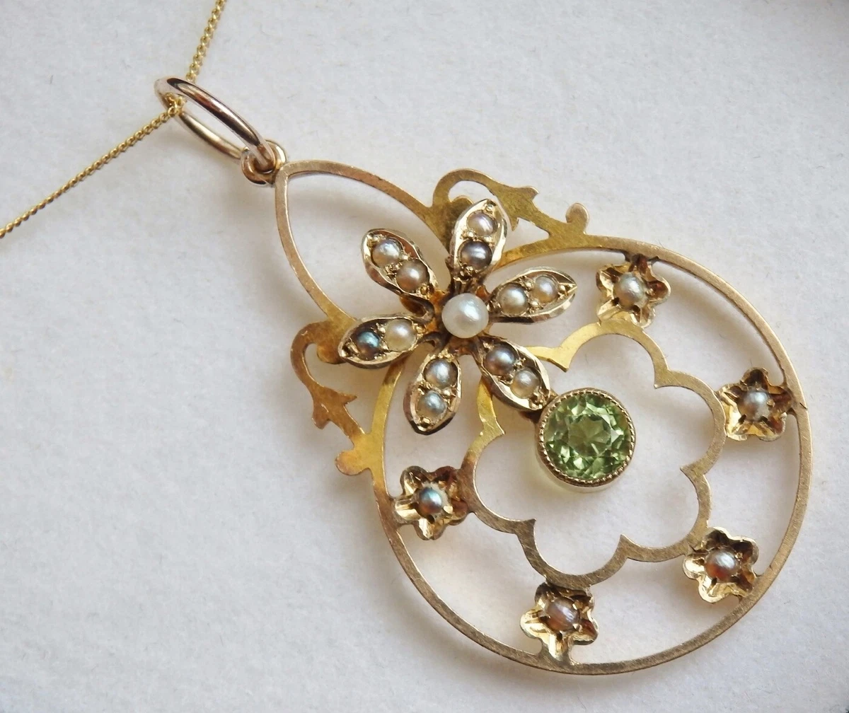 Peridot Antique-style Halo Necklace - 14K Yellow Gold |JewelsForMe