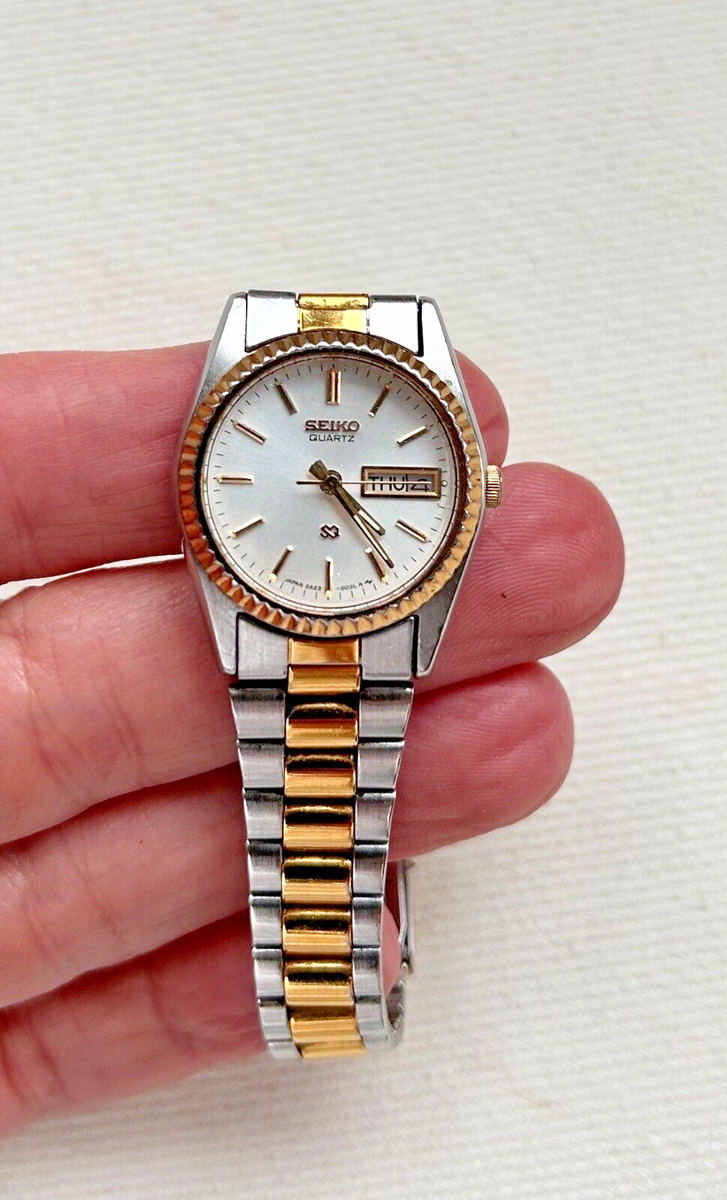 SEIKO SQ 2A23-0039 Two Tone Quartz Analog Women's Watch SEIKO SQ 2A23-0039 Two Tone Quartz Analog Women's Watch
