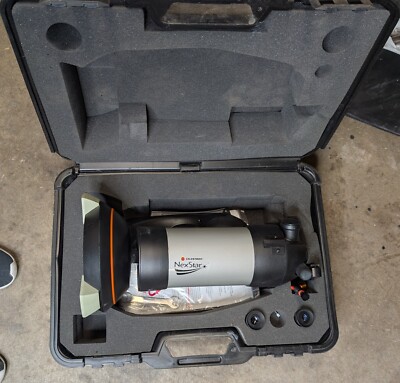 Celestron Nexstar 4gt Telescope With Extra Eye Pieces And Tripod 