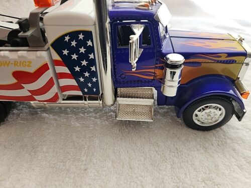 JADA - Camión de remolque de alta resistencia HotRigz Peterbilt modelo 379 - 1/32 - púrpura con llamas - Imagen 14 de 15