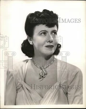 1941 Press Photo Evelyn MacGregor - nex48619