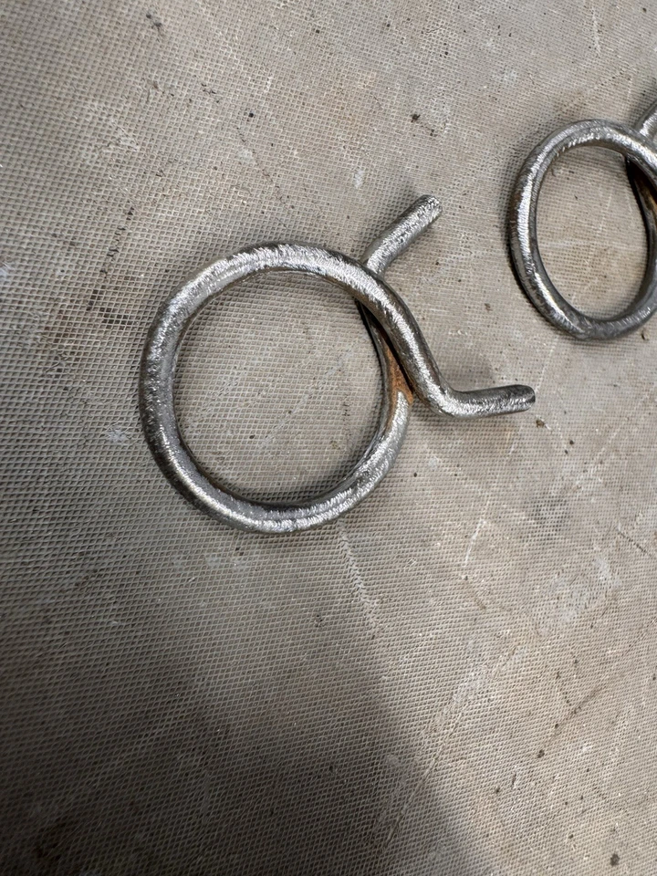 Abrazaderas de manguera de calefacción Camaro 442 1955-1972 Chevy Impala Nova Chevelle GTO Cutlass Foto 2 de 4