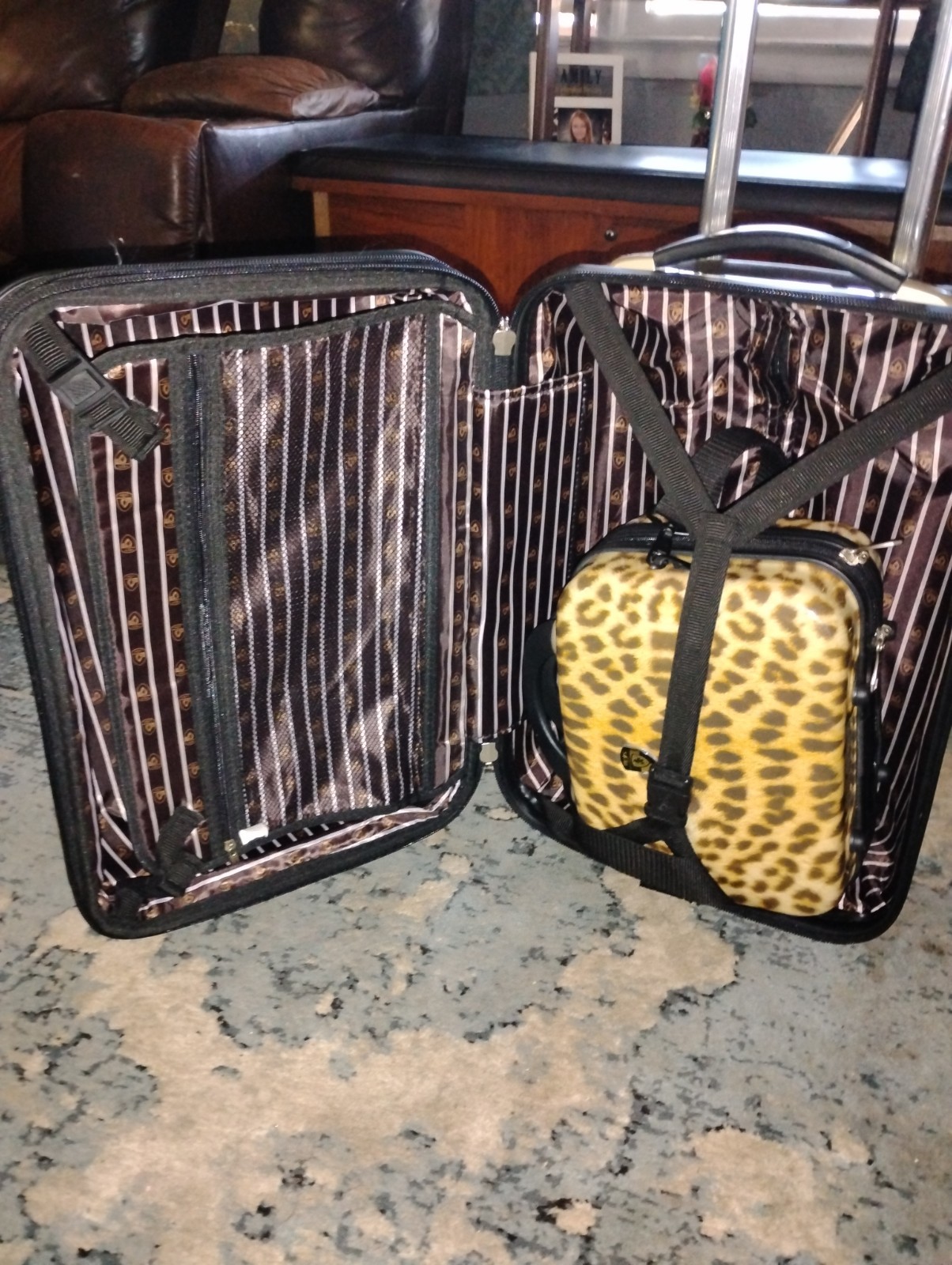 HEYS LEOPARD PRINT LUGGAGE PO - BUY 2 PIECE SET (21” & 26") OR PICK 21” OR 26"