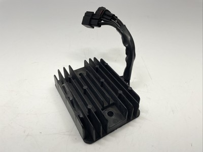   Suzuki Gsx 650 Fk8 2008 - 2016 Spannungsregler Gleichrichter  