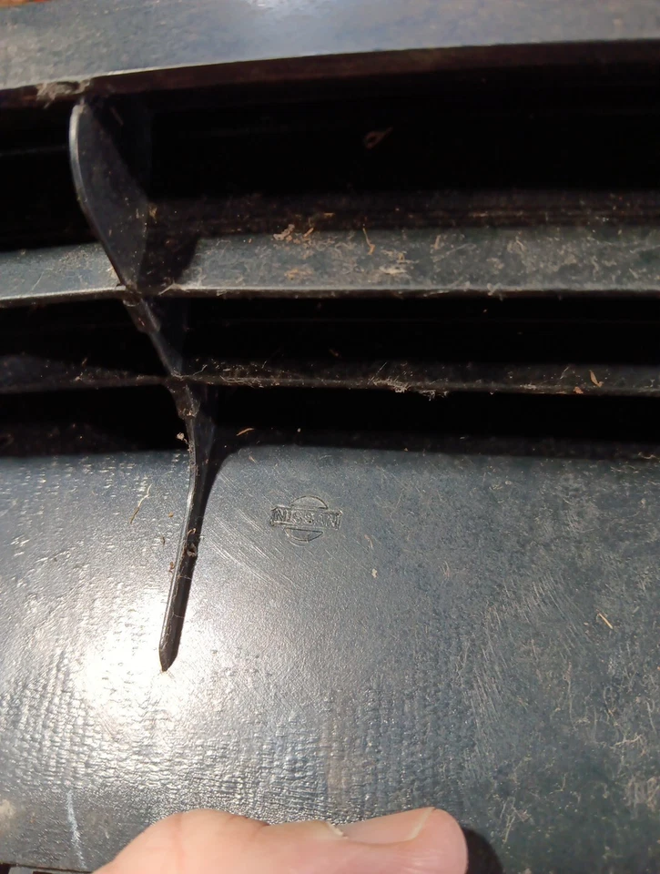 1983-1989 Nissan 200sx S12 Front Grille OEM Direct Replacement Part, Good - Изображение 2 из 4