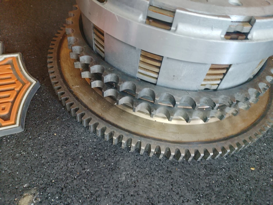 🏍OEM HARLEY-DAVIDSON 2018 STREET GLIDE FLHX EMBREAGEM COM PLACAS CUBO CESTA🏍 - Imagem 3 de 4