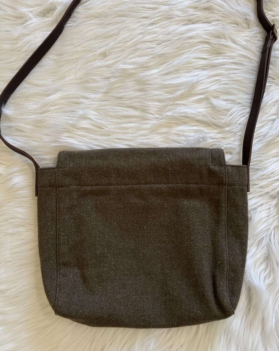 バッグ visvim KAYENTA SHOULDER BAG (M) LT.BROWN visvim KAYENTA SHOULDER BAG (M) LT.BROWN - メルカリ