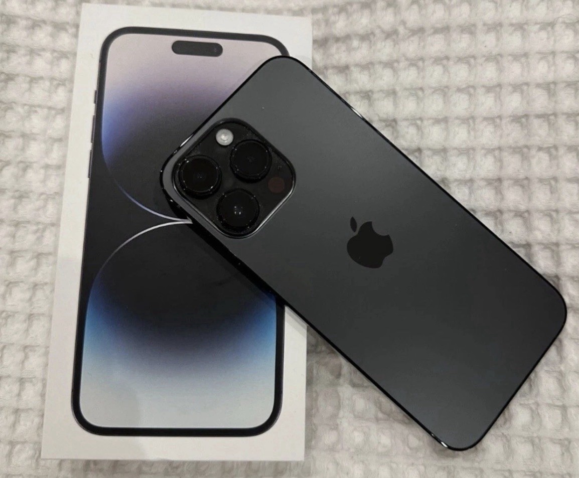 Apple iPhone 14 Pro Max - 256GB - Space Black (Unlocked)