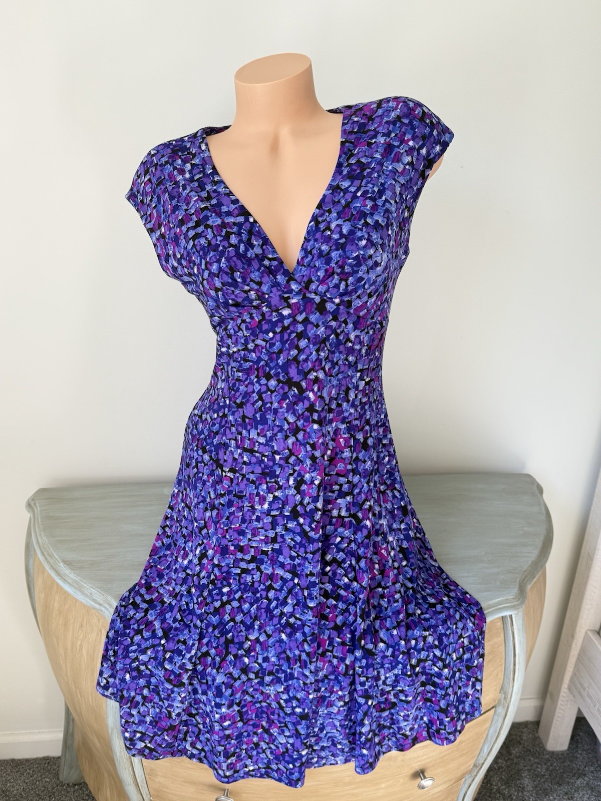 Chaps Dress Womens M Purple Cap Sleeve Midi A-line Stretch Career Easy Deep V