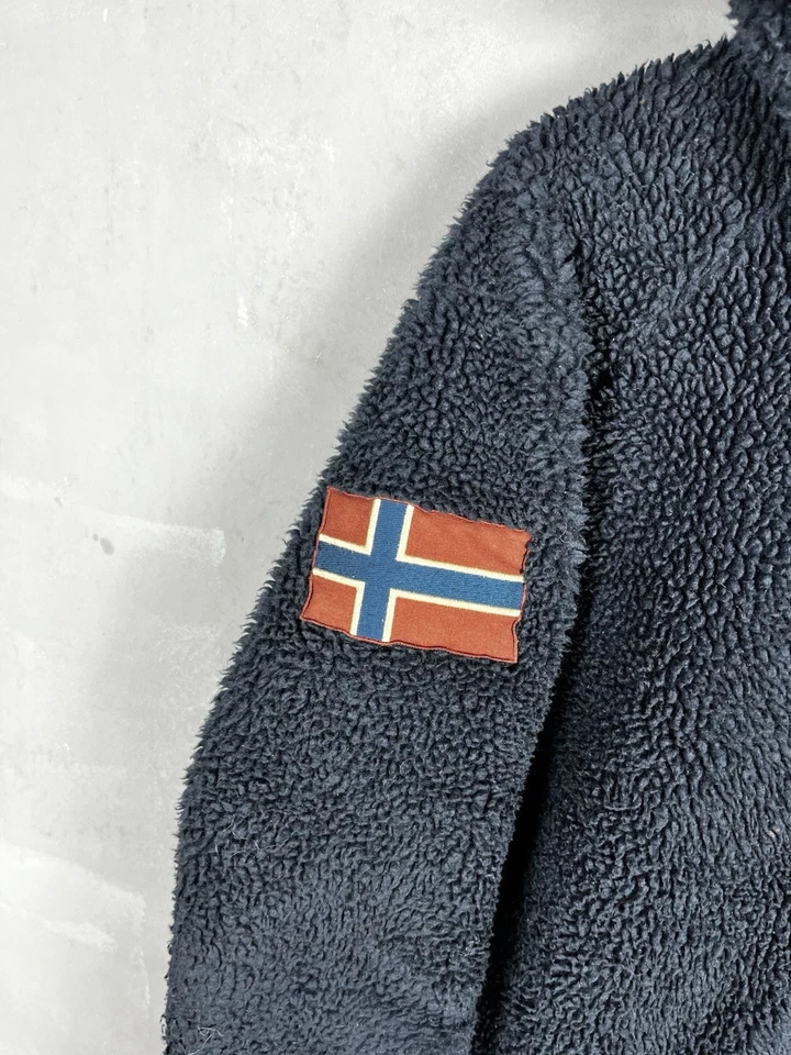 Chaqueta con Capucha Sherpa Deep Pile De Colección Napapijri Exterior Bandera Logo Azul Talla XXL Foto 2 de 4