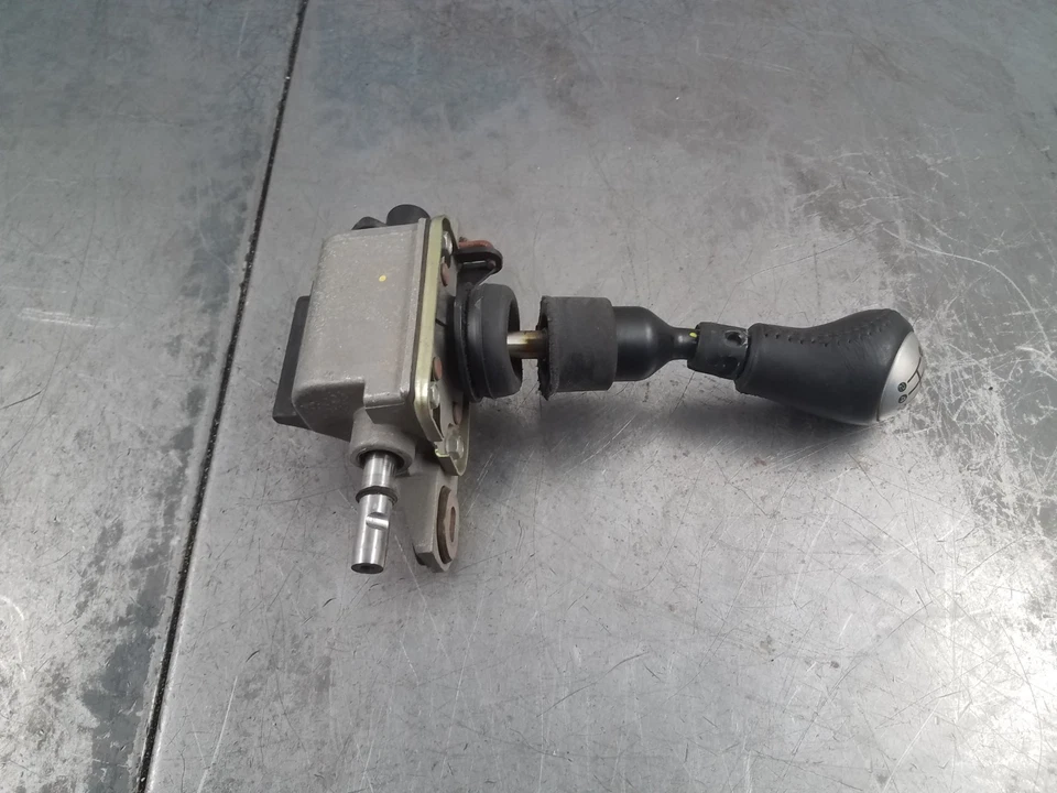 Chevy Corvette C6 Grand Sport 2010 palanca de cambios manual de 6 velocidades #7971 Foto 3 de 4