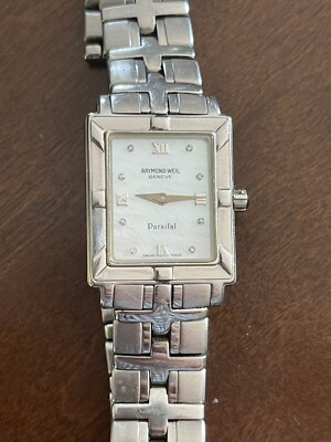 Raymond Weil Women display picture 2