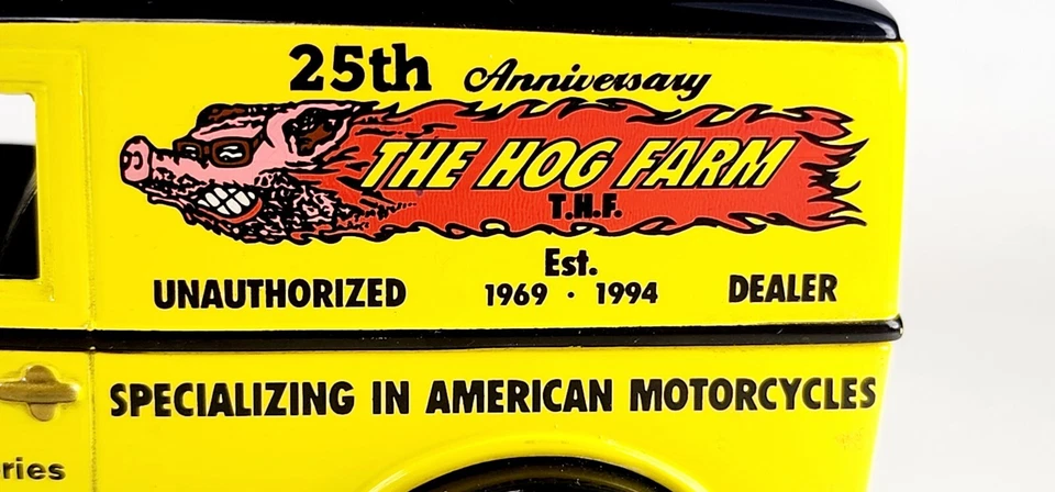 Banco de monedas SpecCast Diecast Hog Farm 1994 modelo A 4279 edición limitada 6" con llave Foto 3 de 4