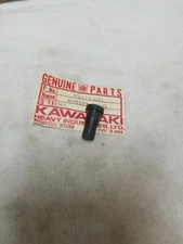 KAWASAKI F9 350 CARBURETOR CAP RUBBER PLUG NOS!