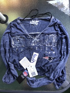 alyssa milano nfl gear
